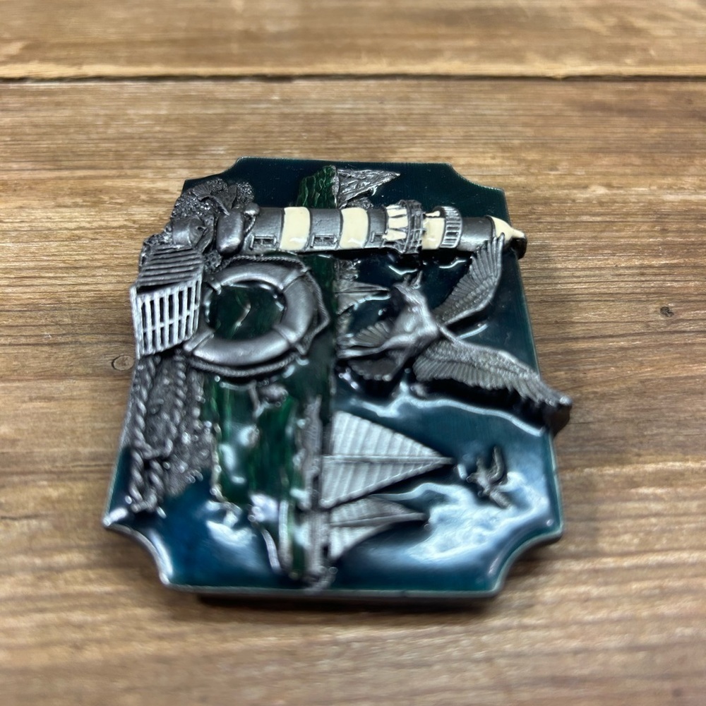Vintage 1989 Siskiyou Buckle Co Inc Green Enamel and Pewter Nautical Belt Buckle - Picture 4 of 9
